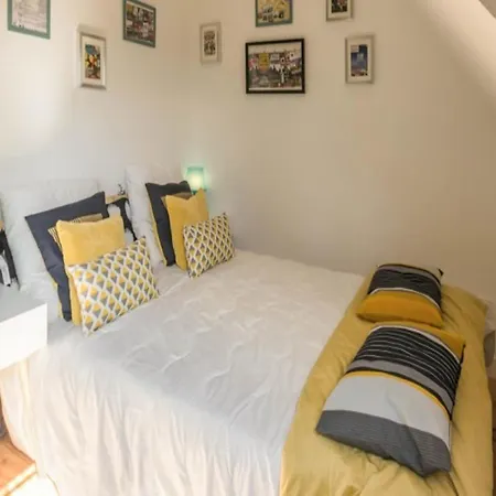 Cosy In With A Terrace Isigny-sur-Mer